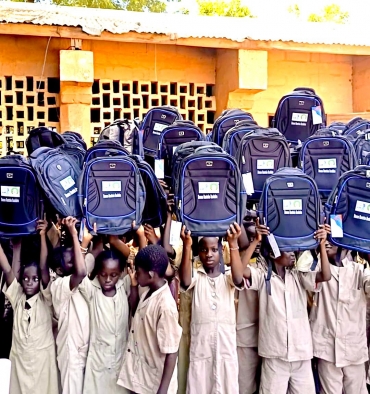 SOLIDARITÉ NATIONALE : L’ANCB LANCE UNE TOURNÉE DE DISTRIBUTION DE KITS SCOLAIRES ET DE VIVRES POUR SOUTENIR LES FAMILLES D’ACCUEIL ET LES POPULATIONS VULNÉRABLES